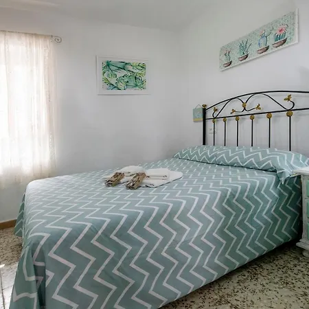 Semesterbostad Encantadora Casa De Pueblo 7 Pax Con Gran Terraza